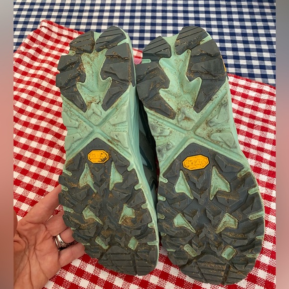 Hoka Anacapa Mid Gore-Tex Sneakers 8/39 EUC - Picture 8 of 12